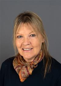 Photo of Laurie Carnie