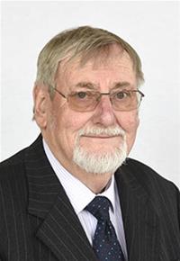 Photo of David Shaw