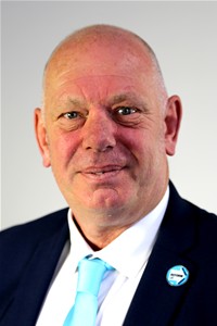 Photo of Chris Morris